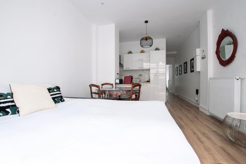 Hsh Traversiere-Boulogne-Billancourt I Appartement 4P Exterior photo